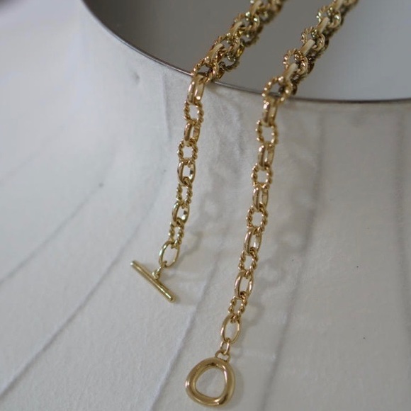 18K Gold Layered Chunky Punk Lock Choker Necklace - Picture 5 of 9